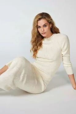 ONLY Fijngebreide Truien Trui Mai Dames Beige -ONLY Elegant winkel 7ae443c623e1d855f93c2780f73573a7