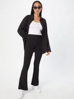 ONLY Crop Tops Top NESSA Dames Zwart / Wit -ONLY Elegant winkel 7ee414016f3cd919f529b62b0130492b