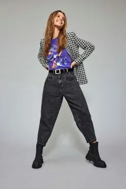 ONLY Jeans Tapered Bandplooi Jeans VERNA Dames Zwart 5 ONLY Jeans Tapered Bandplooi Jeans VERNA Dames Zwart -ONLY Elegant winkel c3ef4c112a94ffd1b3f8e7a594a46b50