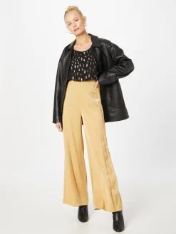 ONLY Tanktops Top FRIDAY Dames Zwart -ONLY Elegant winkel ce74d4ae58eb17ffbdebb899b99a3493