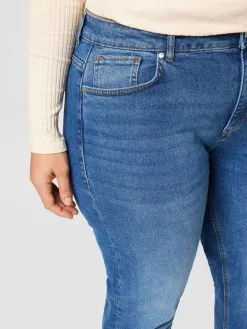 ONLY CARMAKOMA Boyfriend Tapered Jeans Dames Blauw 9 ONLY CARMAKOMA Boyfriend Tapered Jeans Dames Blauw -ONLY Elegant winkel d37de2c206b85e1ed9b8a7ccc639178b