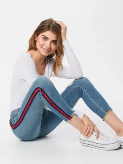 ONLY Jeans Skinny Jeans Carmen Dames Donkerblauw -ONLY Elegant winkel d3dd0d31af1f9c4b7fe770d40e41259c