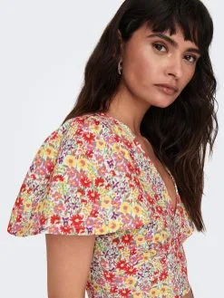 ONLY T-shirts Shirt HILLARY Dames Gemengde Kleuren 13 ONLY T-shirts Shirt HILLARY Dames Gemengde Kleuren -ONLY Elegant winkel d5e4cbea8d2e7d728f9ef2f3b4994fd6