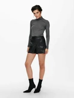 ONLY Shorts Regular Broek Dames Zwart -ONLY Elegant winkel da16b7abcb79f0c3936c04692eeae37e