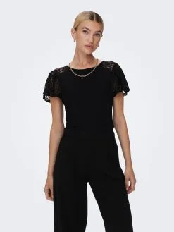 ONLY T-shirts Shirt KANYE Dames Zwart -ONLY Elegant winkel dd68a9f55cc430d947da7d4376800634