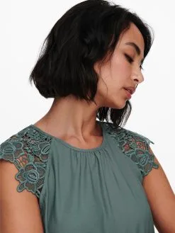 ONLY Kanten Tops Top Silja Dames Donkergroen -ONLY Elegant winkel e444bf94c43c366cbdc4c3cc74777162