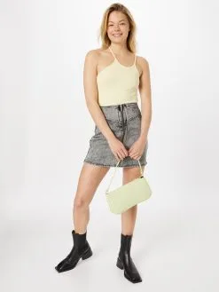 ONLY Uitgaanstops Top NESSA Dames Lichtgeel -ONLY Elegant winkel f13d21d89fe34579106c51de40913fe4